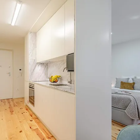 Elegant & Cozy In Cedofeita By Hostwise Porto